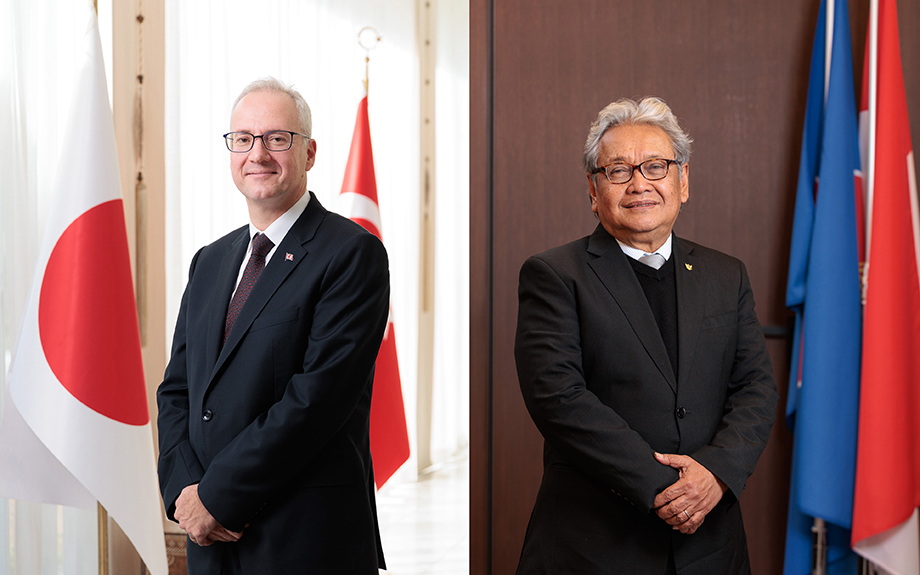 Indonesian Ambassador to Japan Heri Akhmadi and Turkish Ambassador to Japan Korkut Güngen