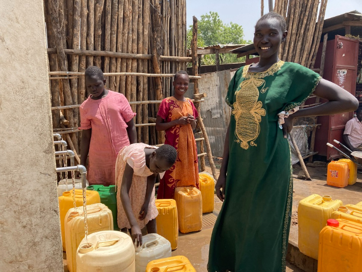 L'eau propre, fondement de la paix : Un nouveau système d'approvisionnement en eau change la vie de nombreux habitants de Juba, au Soudan du Sud
