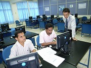 Mr.Tsuboi giving a lecture to counterparts.