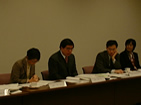 3.（左から）千野委員、高梨委員、今田委員、池上委員
