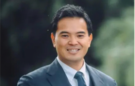 下地 邦拓氏