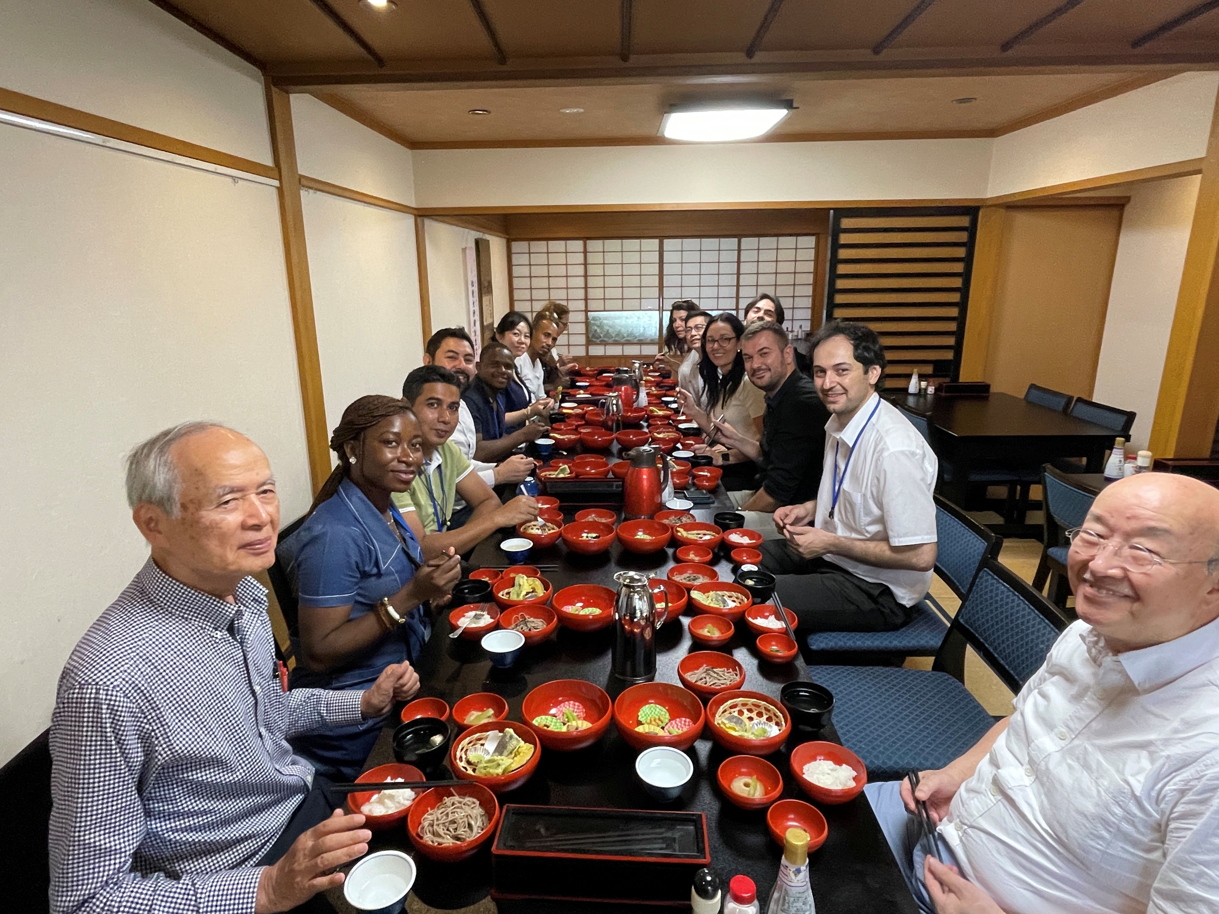 日本文化に触れる機会として、善光寺で精進料理を頂きました（長野市）