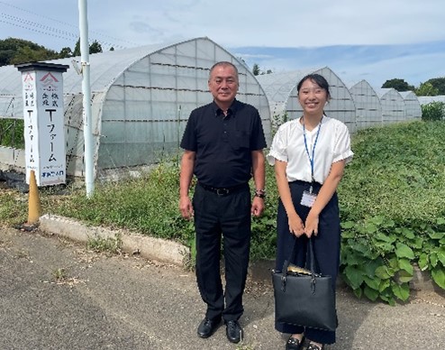 インタビューにて記念撮影