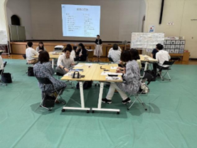 授業例の紹介でのロールプレイの一コマ