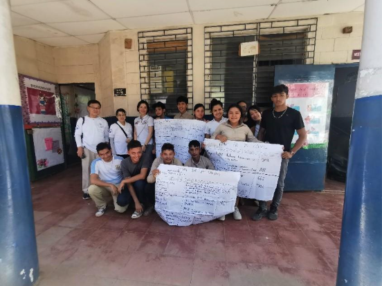 若者向けのワークショップでは10年後を自分について考えてもらった。