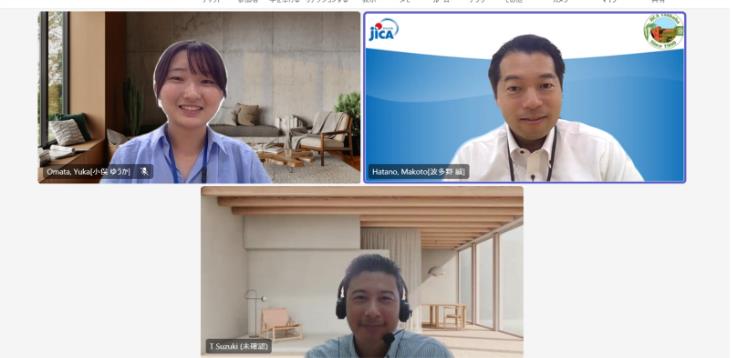 （インタビューの様子。画面下部が鈴木先生。右上がJICA筑波担当者の波多野職員。左上がインタビュアー小俣。 ）