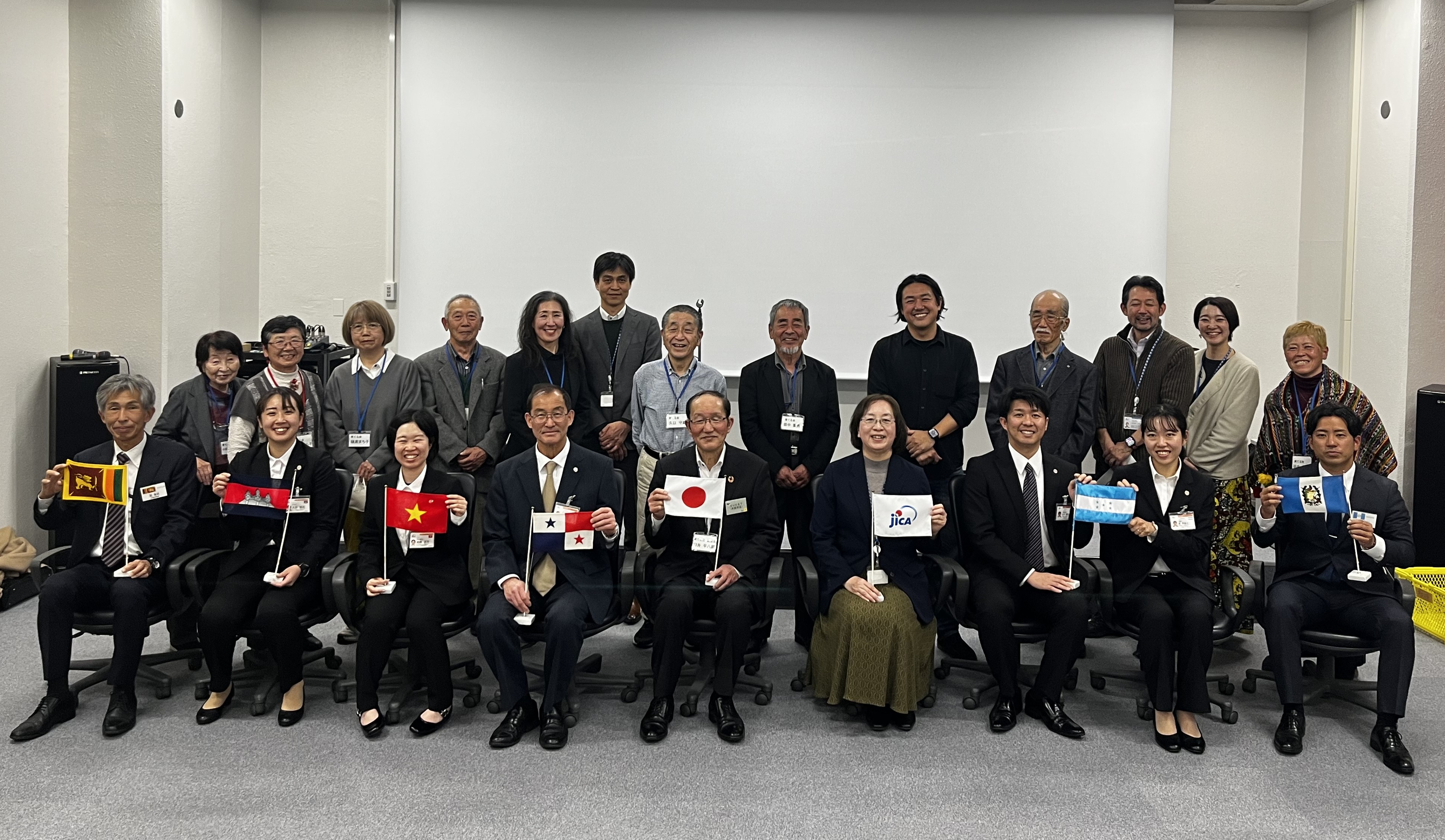 茨城県青年海外協力隊を育てる会・協力隊経験者・JICA筑波スタッフと共に