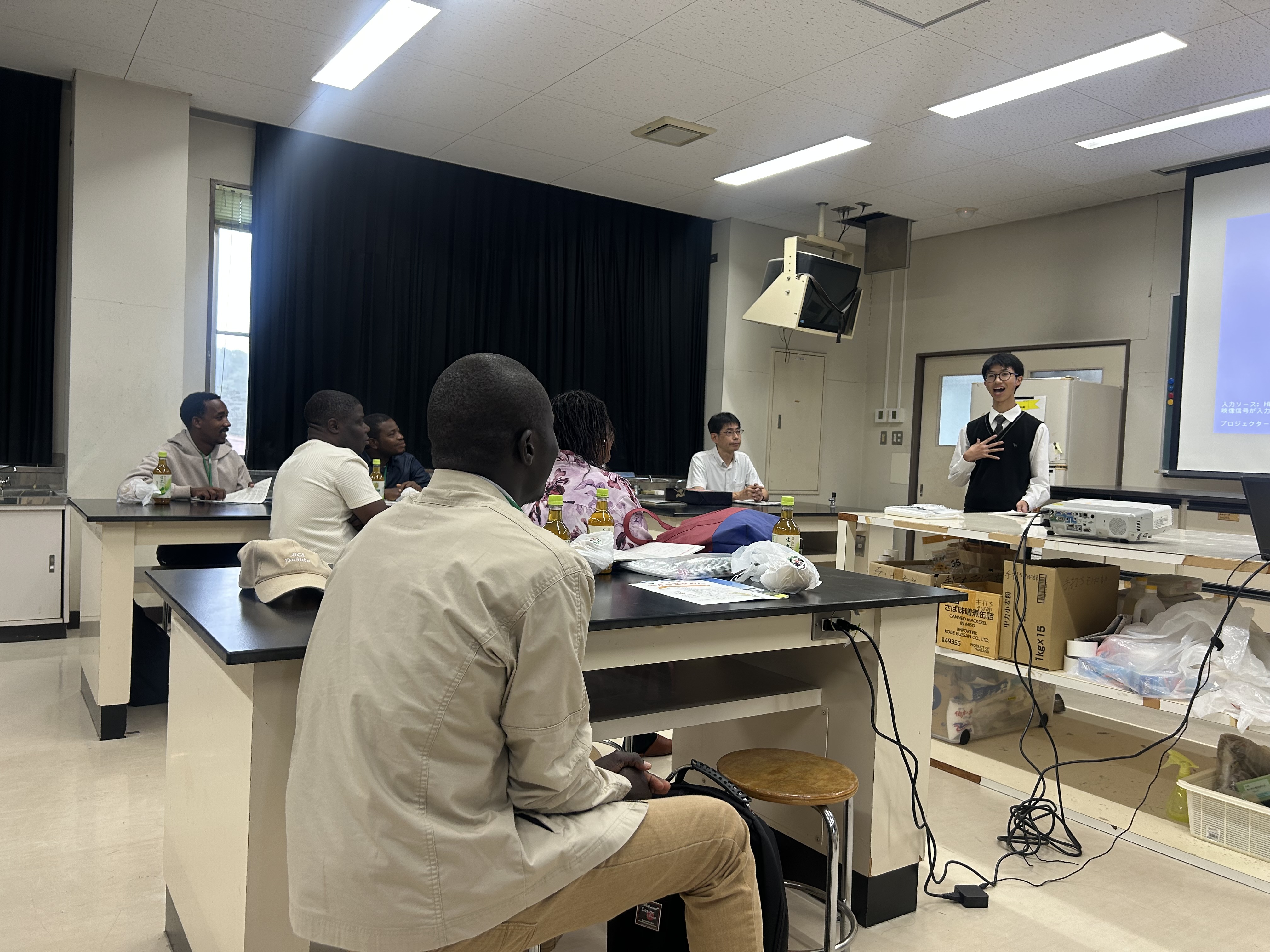 写真①　学校紹介