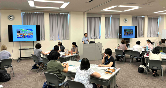 海外日系人協会の学芸担当の講義