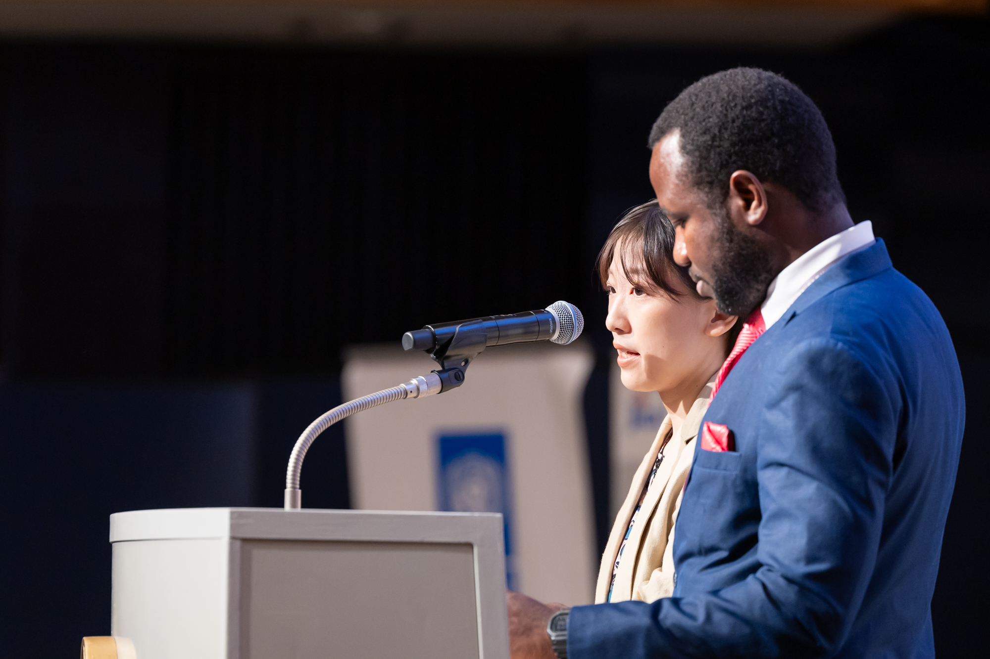 （Ms. Yasumiba (left), Mr. Kpondehou (right)）