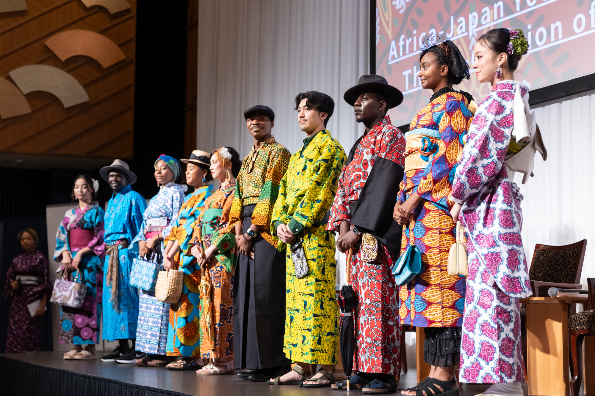 （Kimono Fashion Show）