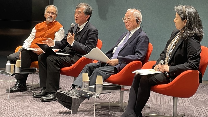 Photo:Nishikawa Satoru, JICA Senior Advisor and Professor, Tohoku University (second from left)