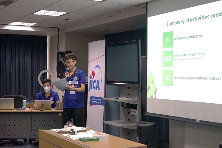 JOCV Sekiguchi conducted training activities related to programming for teachers and students of CvSU- Rosario Campus.