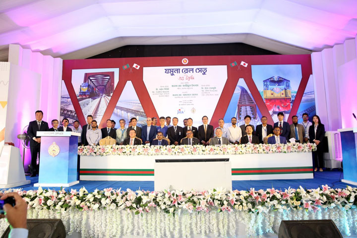 Bangladesh : Le pont ferroviaire Jamuna, le plus long du Bangladesh, est entré en service !