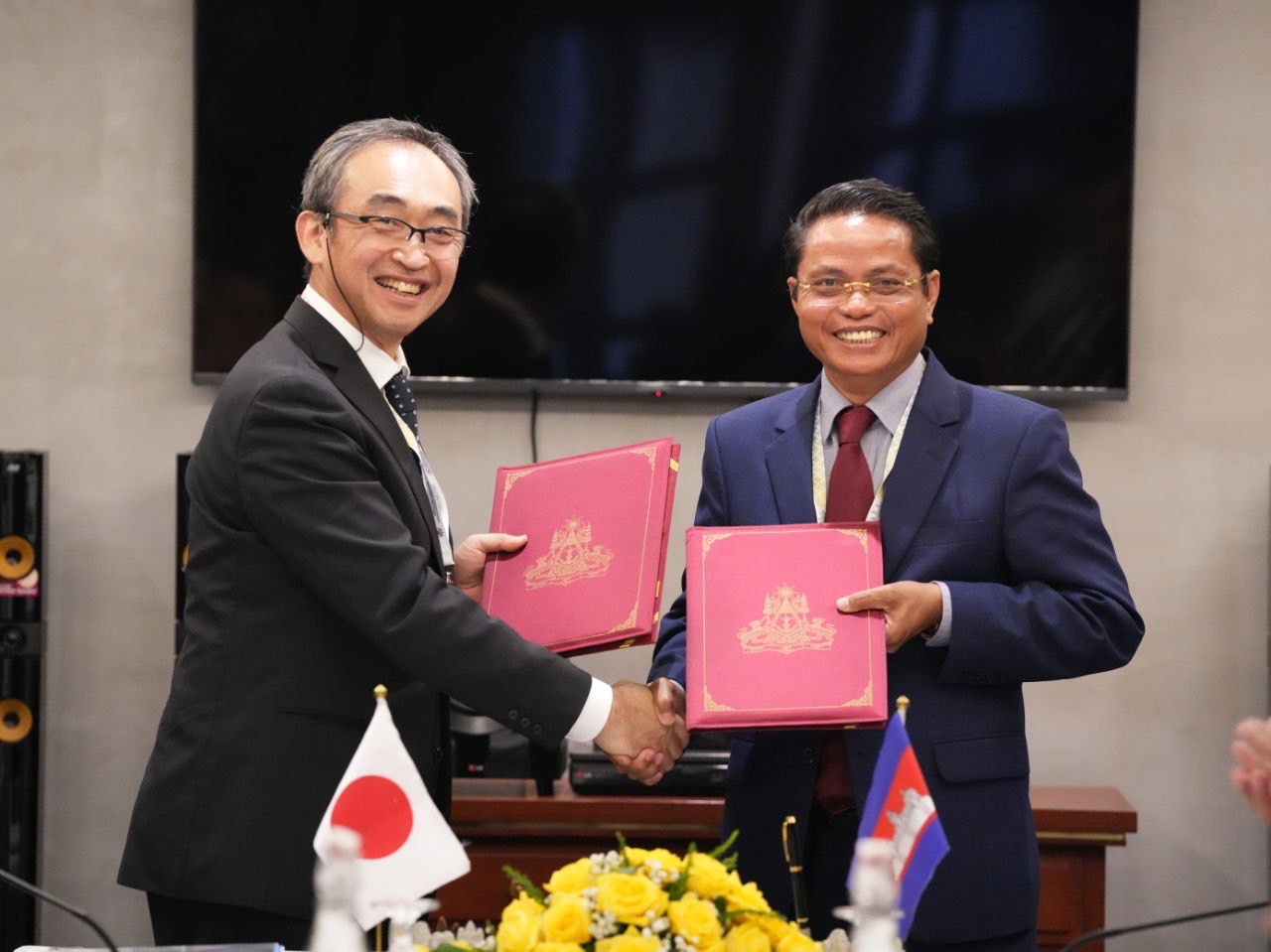JICA 安藤理事と CMAC ラタナ長官