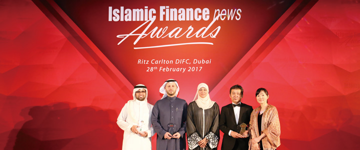 ドバイのホテルで行われた「Deals of the Year 2016」の表彰式。ヨルダン政府やICDの担当者と共に、JICA職員も出席した