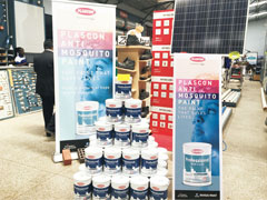 ASEAN諸国を越えて、アフリカでは、ザンビアに続き今後はウガンダでも販売予定の防蚊塗料。人体に悪影響はなく、住居や公共施設、商業施設などで安全に使用でき、効果は約2年続く。