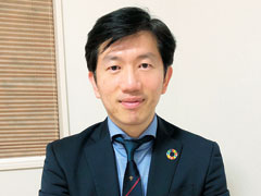 謝　一伸さん