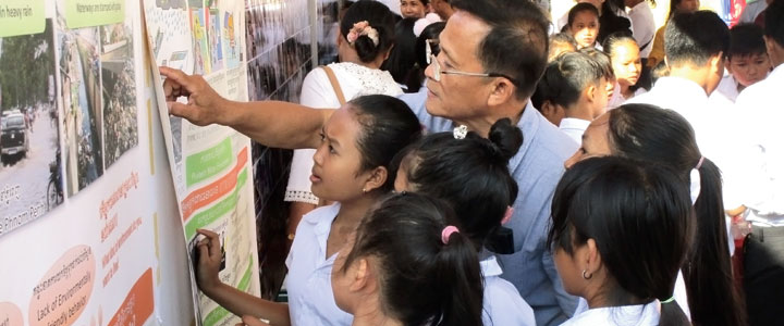 市民啓発の一環として、ポンプ場の仕組みなどを紹介する場を小学校でもうけた。