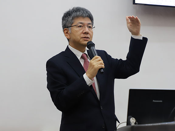 高原明生教授のモンゴル国立大学に於ける東アジア・中国の政治・外交政策動向をテーマとした「JICAチェア特別講義」