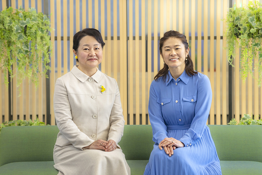澤 穂希　日本代表ユニフォーム　レディースXO (男Ｌ〜ＸＬ位) adidas 日本代表 14/15 なでしこジャパン ユニフォーム ホーム