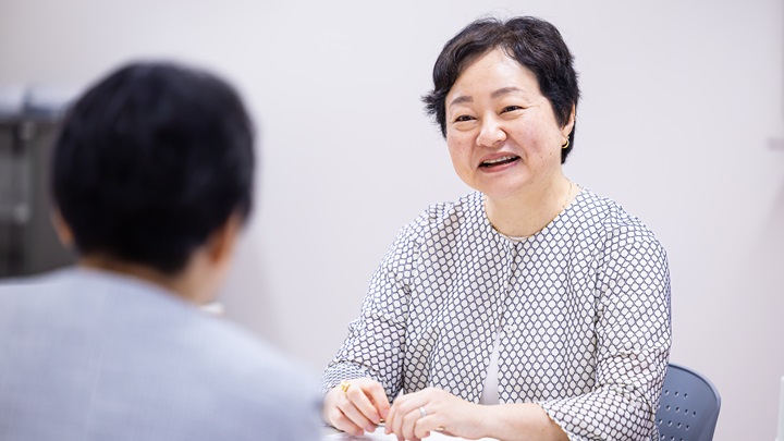 写真:JICA緒方研究所の亀井温子副所長