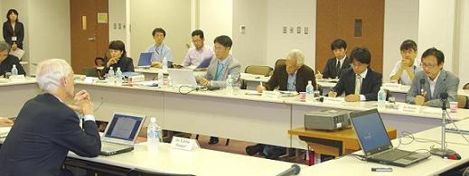 east_asia_crises_seminar.JPG