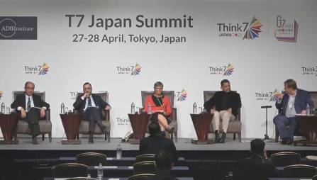 タスクフォース4セッション「Peace, Security, and Global Governance」のパネリストたち