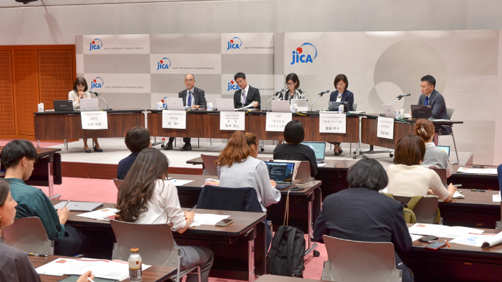 価格は安く JICA緒方研究所レポート「今日の人間の安全保障」第2号発刊記念 その他