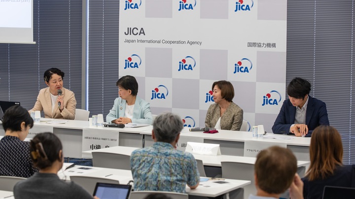 写真：日本の役割や若者へのメッセージまで、多様なテーマで議論