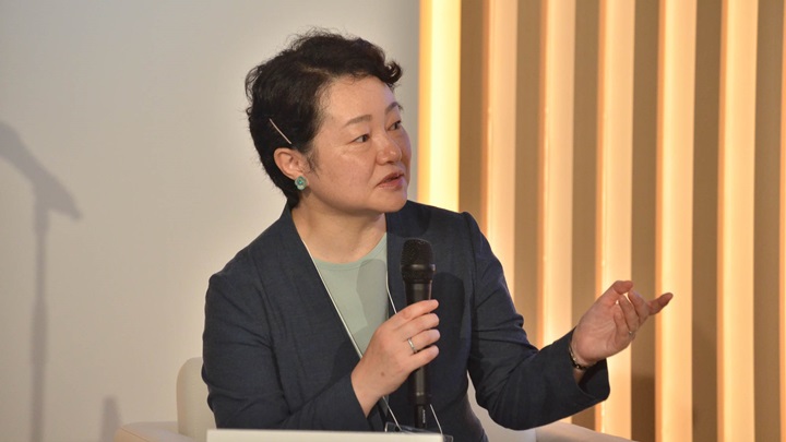 写真：モデレーターを務めたJICA緒方研究所の亀井温子副所長