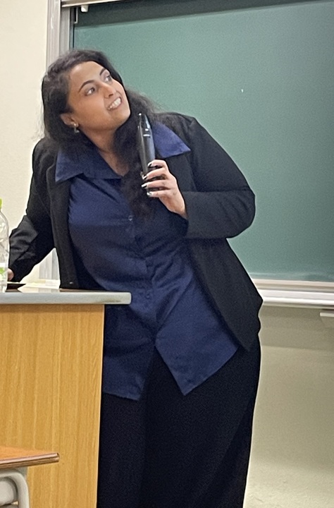 写真：発表したJICA緒方研究所のマリアム・アルクバチ研究員