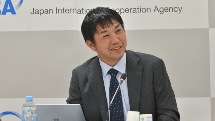 写真：ザンプロ修了生としてディスカッションに参加した辻本温史氏