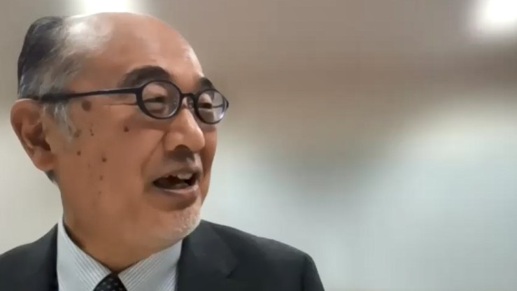 写真：質問を投げかけたJICA緒方研究所の峯陽一研究所長