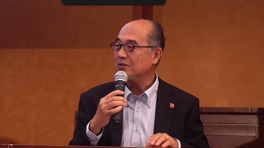 写真：発表したJICA緒方研究所の峯陽一研究所長