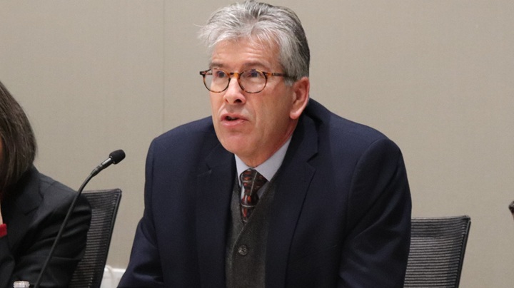 写真：ノルウェー国際問題研究所のセドリック・デ・コニング教授