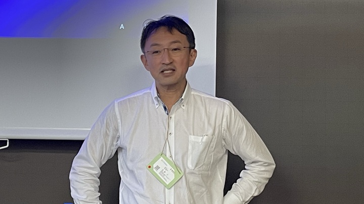 写真：佐藤仁客員研究員（東京大学教授）