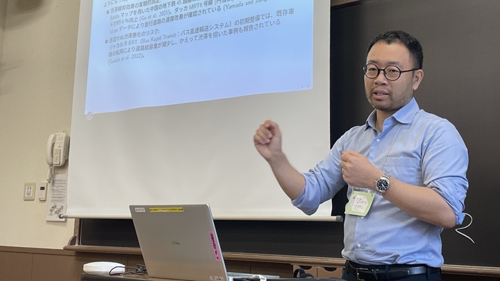 写真：山田英嗣主任研究員　
