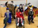 北海道手稲養護学校にて世界の民族衣装をご利用いただきました。