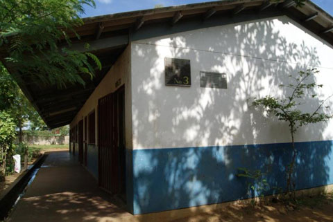 この協力で整備された学校（ClarisaCardenas）校舎