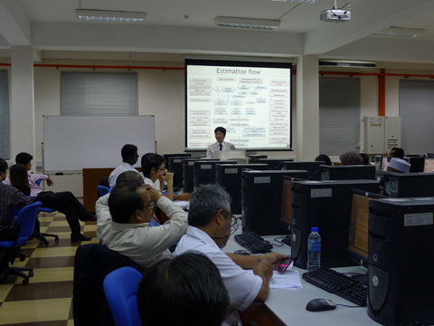 「アジア地域の低炭素社会シナリオの開発」トレーニングワークショップの様子（2011年7月、参加者約50名）