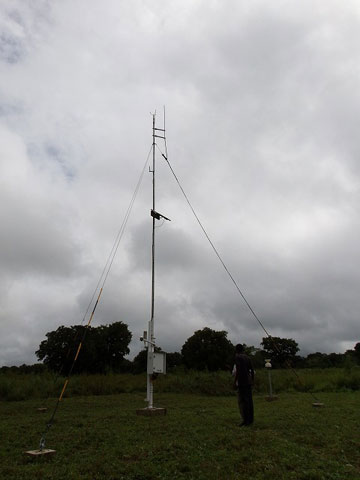 気象局の自動気象観測装置（ボレ観測所）