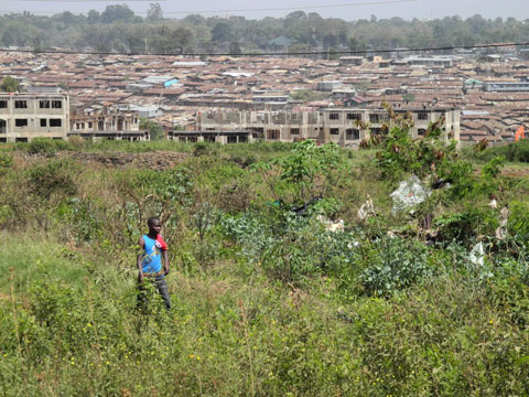 東アフリカ最大と言われるナイロビ市内にあるキベラスラム。