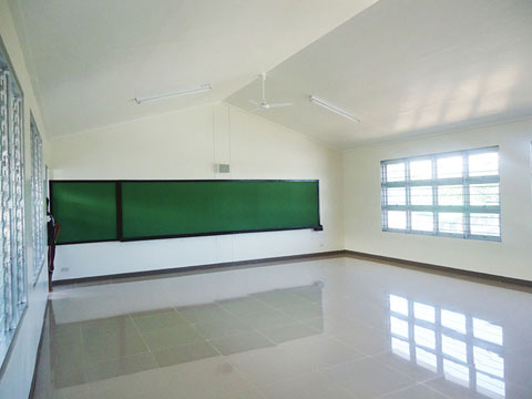 【完工後】マニト中央小学校：普通教室
