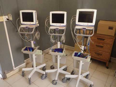 協力実施後の州病院（コンポンチュナン病院）患者監視装置