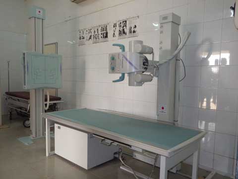 協力実施後の州病院（コンポントム病院）X線検査室