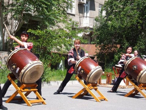 さつき祭り（2013年5月29日）開会式での大江戸太鼓グループ演奏