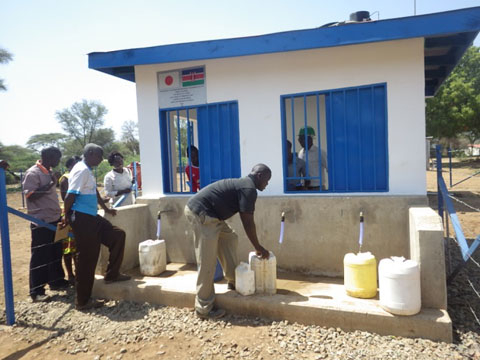この協力で整備された給水施設使用状況（マリガット県）