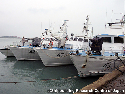スリランカ沿岸警備隊の巡視艇（写真提供：（株）日本造船技術センター）