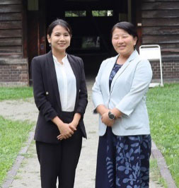 ウイェンさん（左）と田代先生